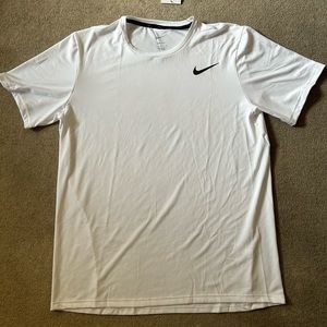 NEW Men’s Nike Dri Fit Athletic Shirt